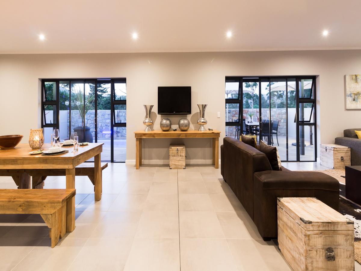 The Greens Guest House Κνύσνα Εξωτερικό φωτογραφία